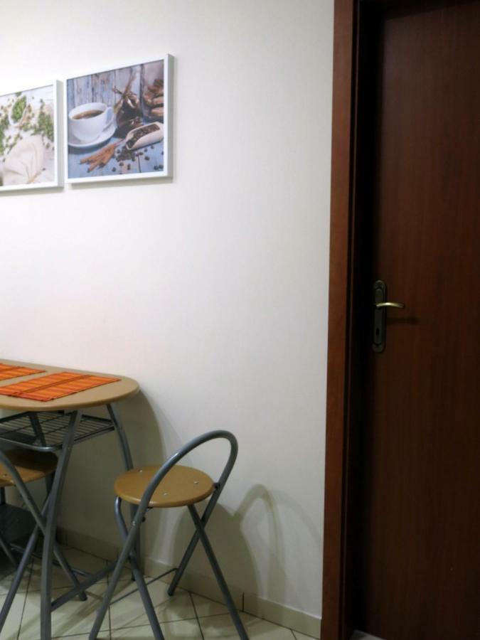 Apart. Grabiszynska - Parking Included Wroclaw Ngoại thất bức ảnh